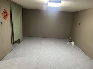 沂南馨和嘉园精装车库出租 可办公 可居住