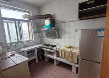 卧龙学校南家属院楼房出租