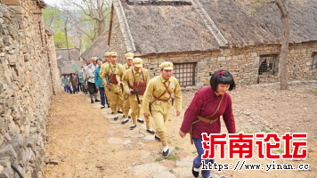 沉浸式体验《重走支前路》1.png