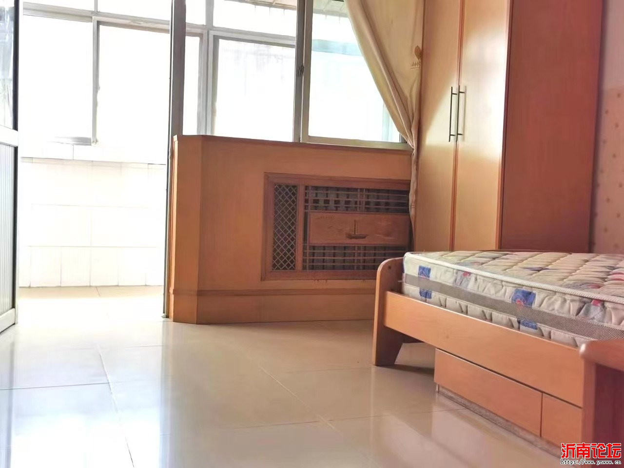 次卧